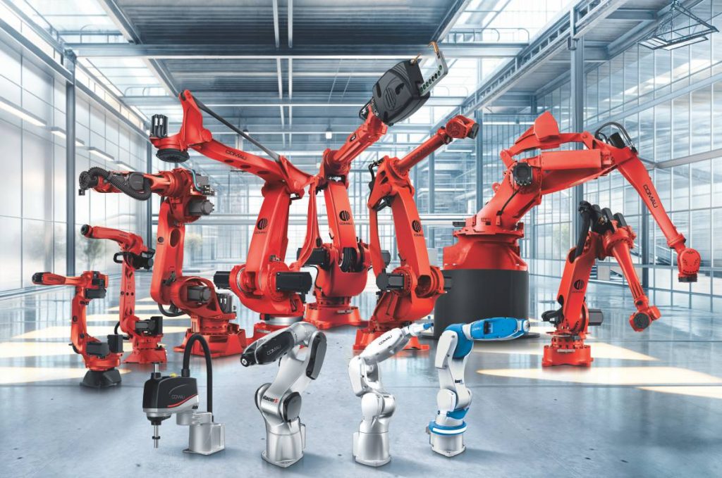 comau family of industrial and collaborative robots